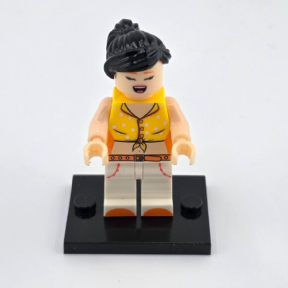 Lego Compatible Minifigure Girl minifigure Building Blocks Woman minifigure - Picture 1 of 1